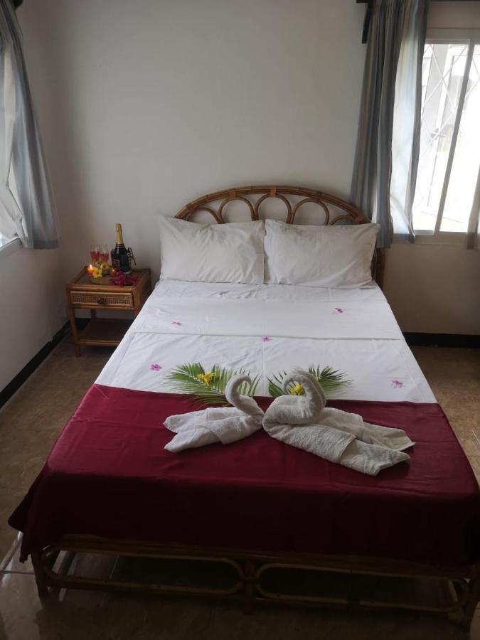 Villa Karel Mauritius Beach House Riambel Extérieur photo